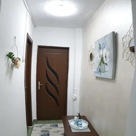 Elena Apartment *